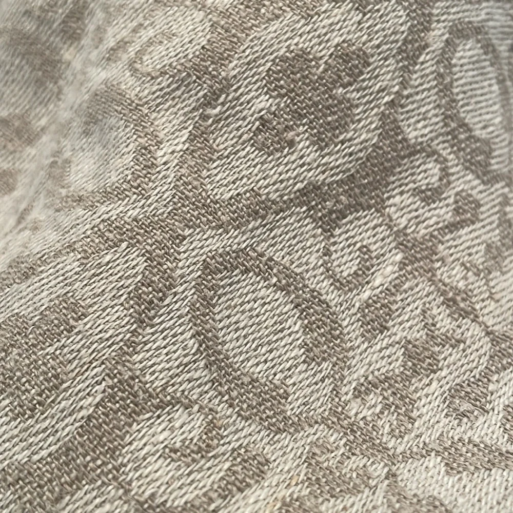 Feel Linen tablecloth jacquard European heritage flax  53x74” gray